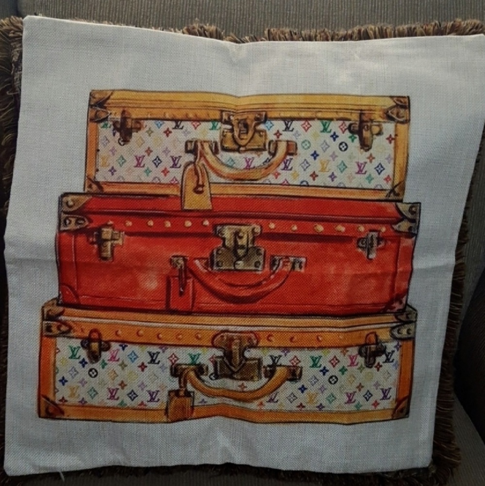 Chic Throw Pillow Case 1 pc